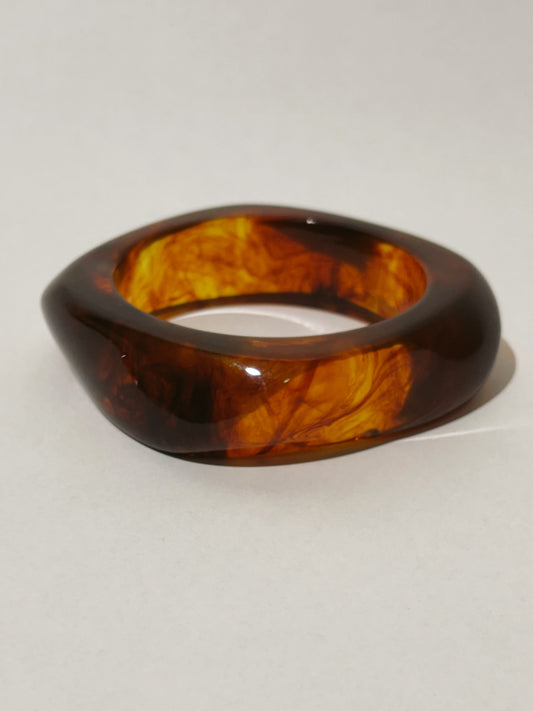 Roly-poly Resin Bangle | Amber