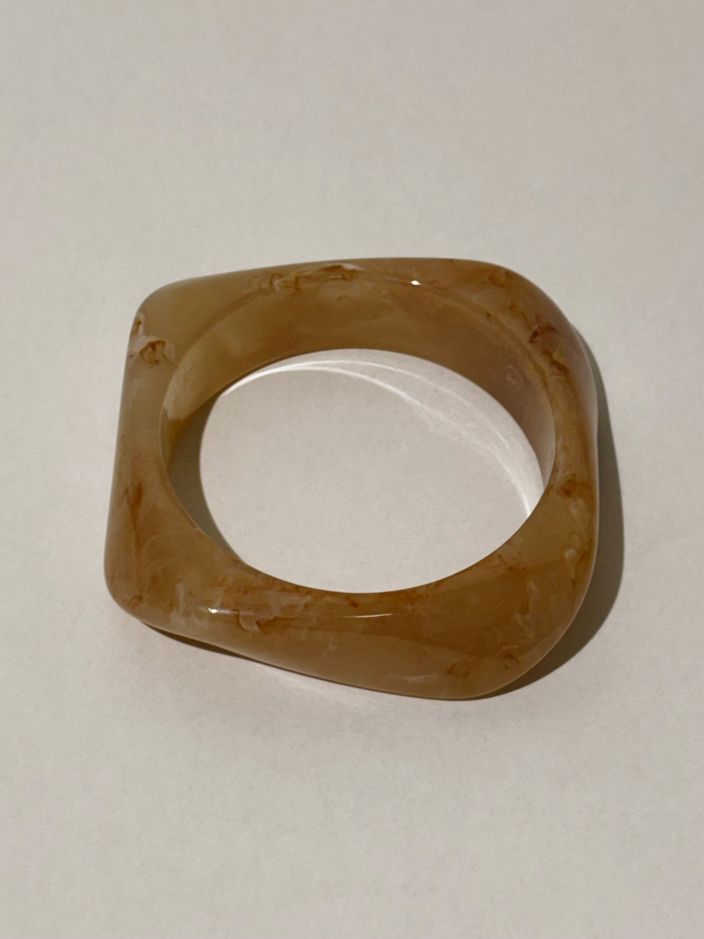 Roly-poly Resin Bangle | Light brown
