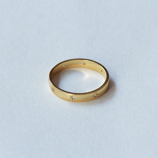 Gold Winnie ring